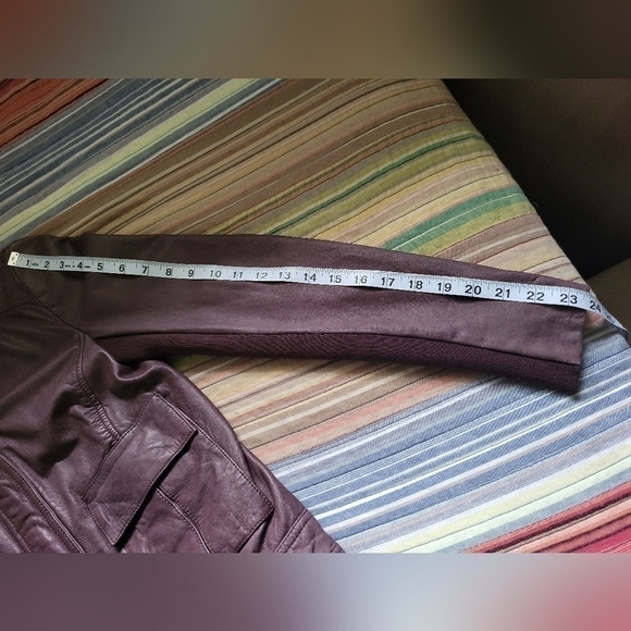 HINGE Leather Hooded Jacket. Ladies Size XS - Picture 15 of 16